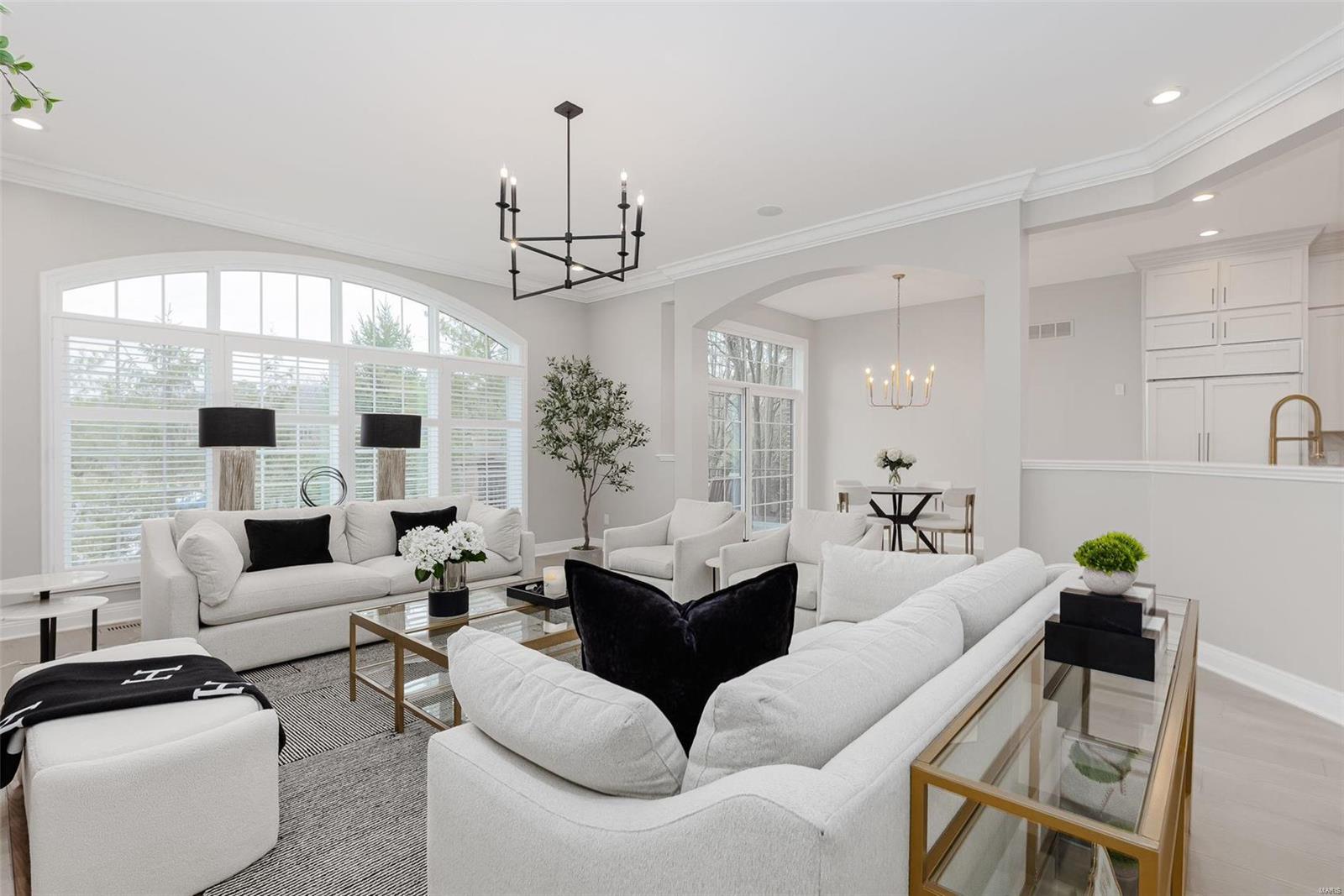 August Hill On Conway One - Residential