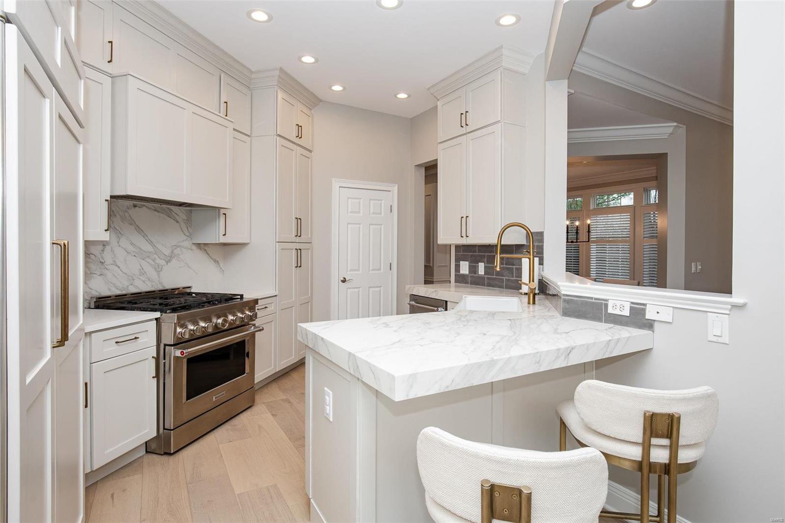 August Hill On Conway One - Residential