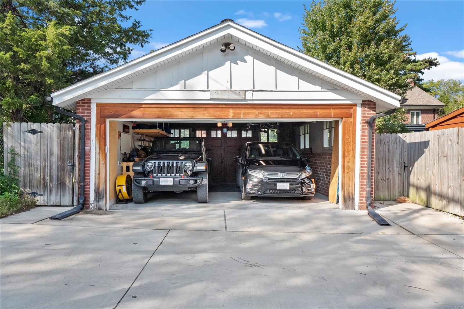 Hillcrest - Residential