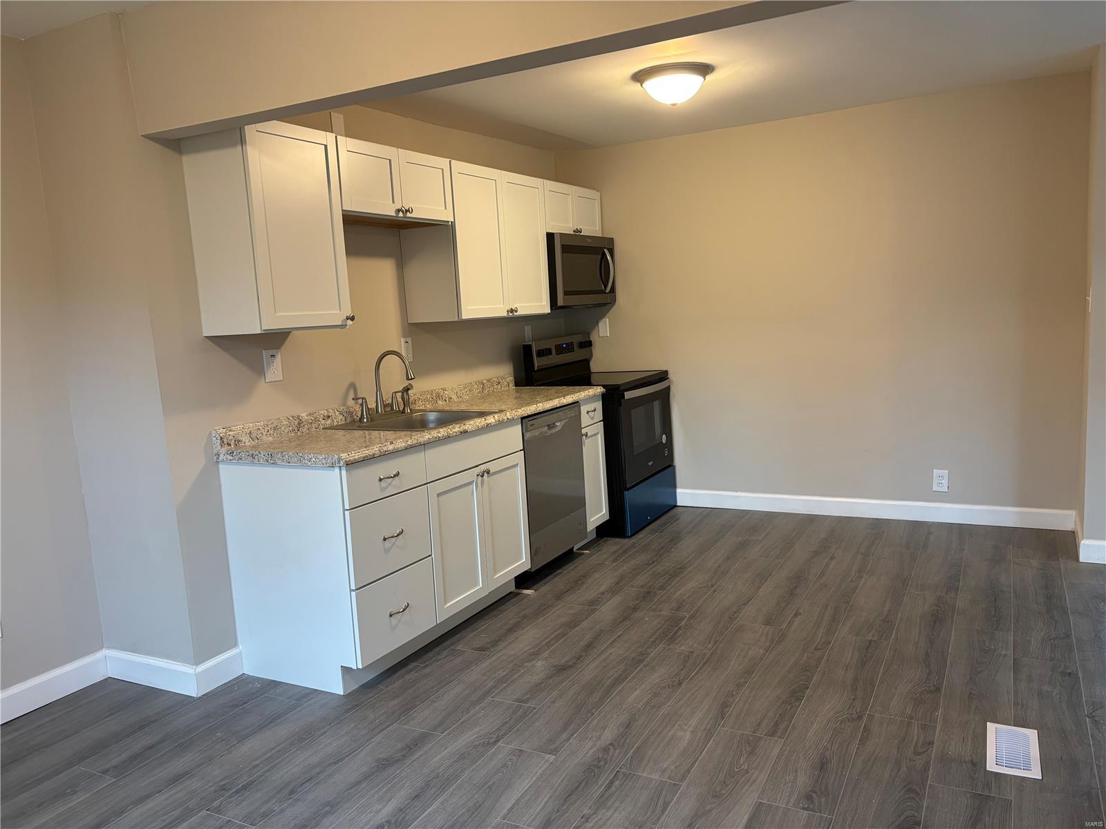 Bissell Hills 7 - Residential