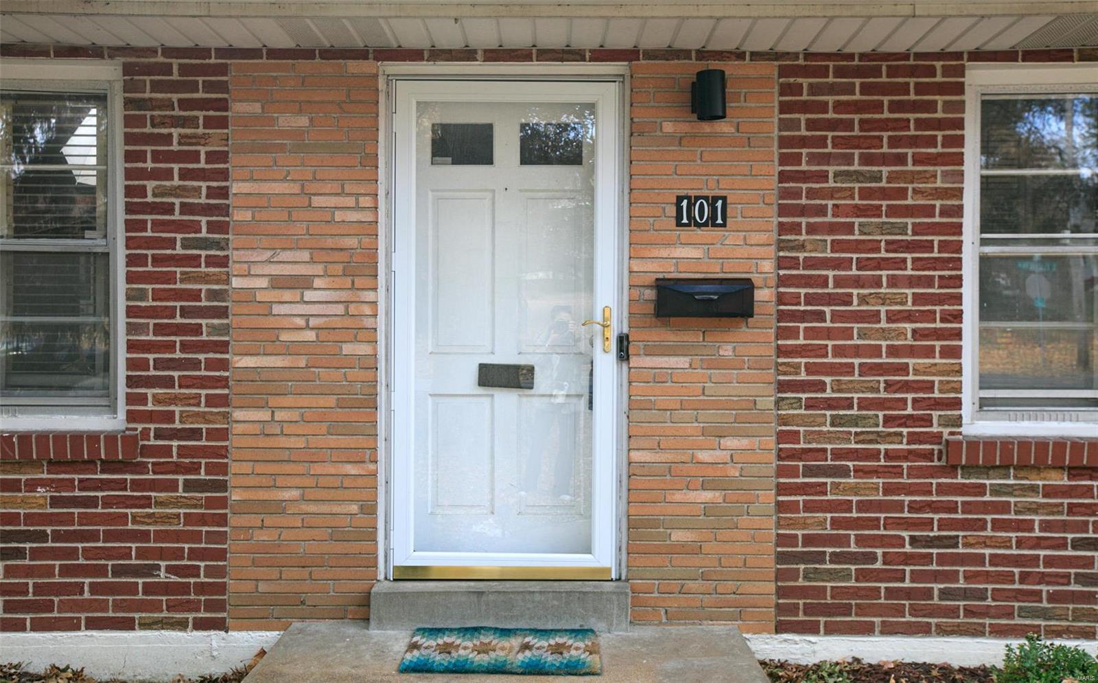 ELIZABETH TERRACE LOT 1 - Residential