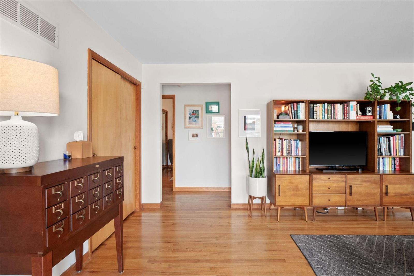 Joan/Arc Hills - Residential