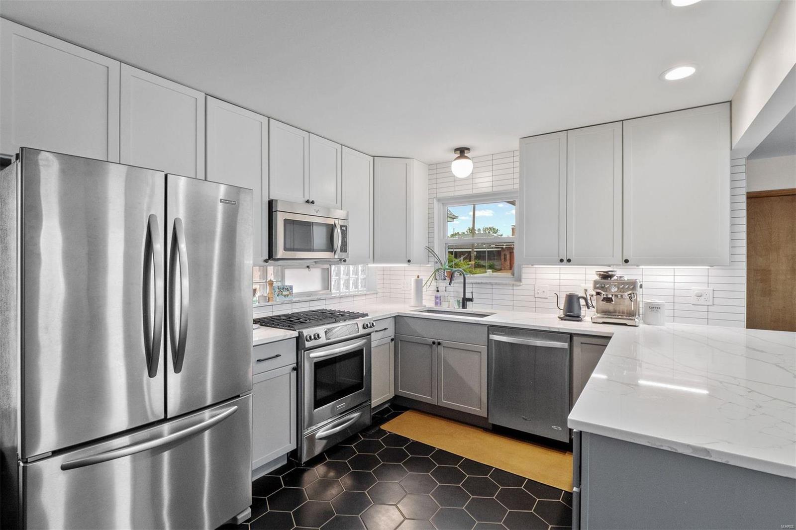 Joan/Arc Hills - Residential