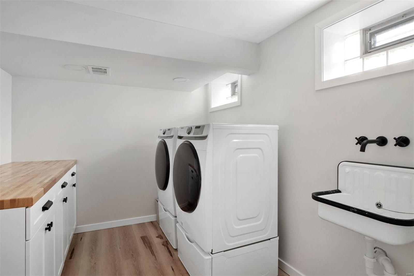 Joan/Arc Hills - Residential