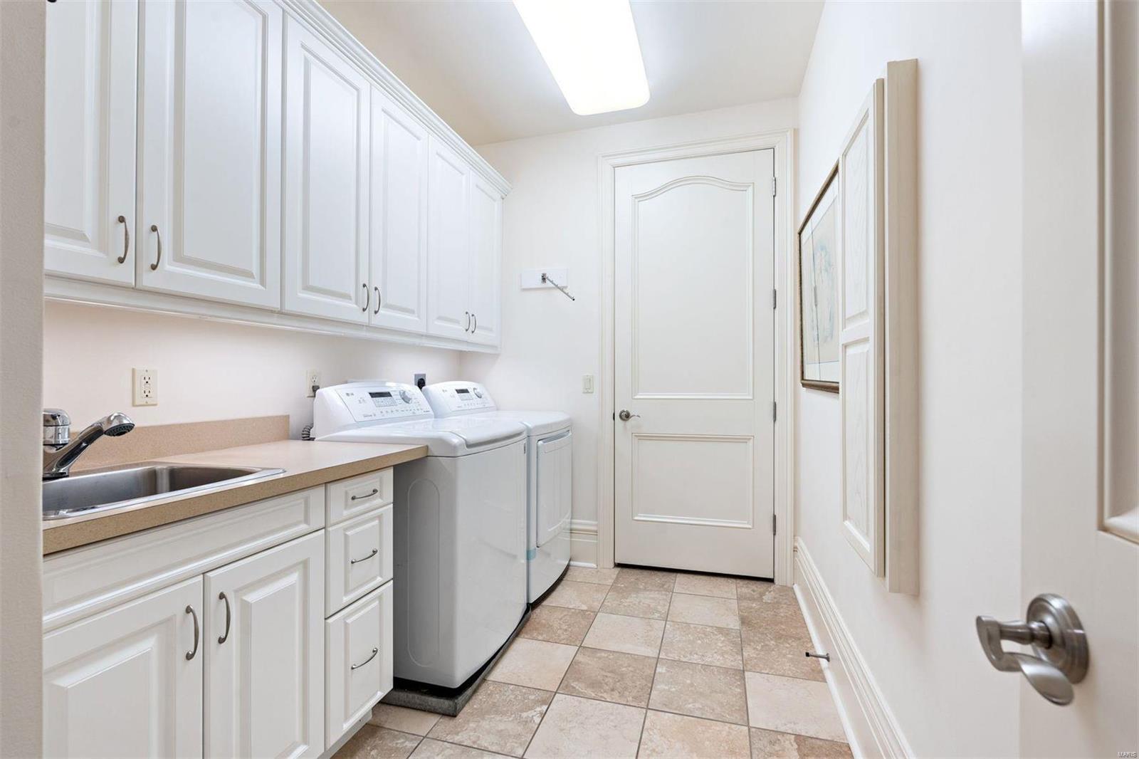 Clayton Gardens 4 - Residential