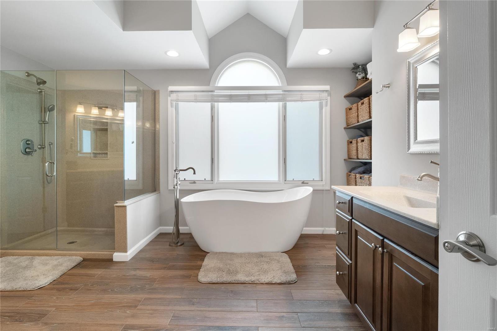 Manors Of Town & Country Bristol Manor - Residential