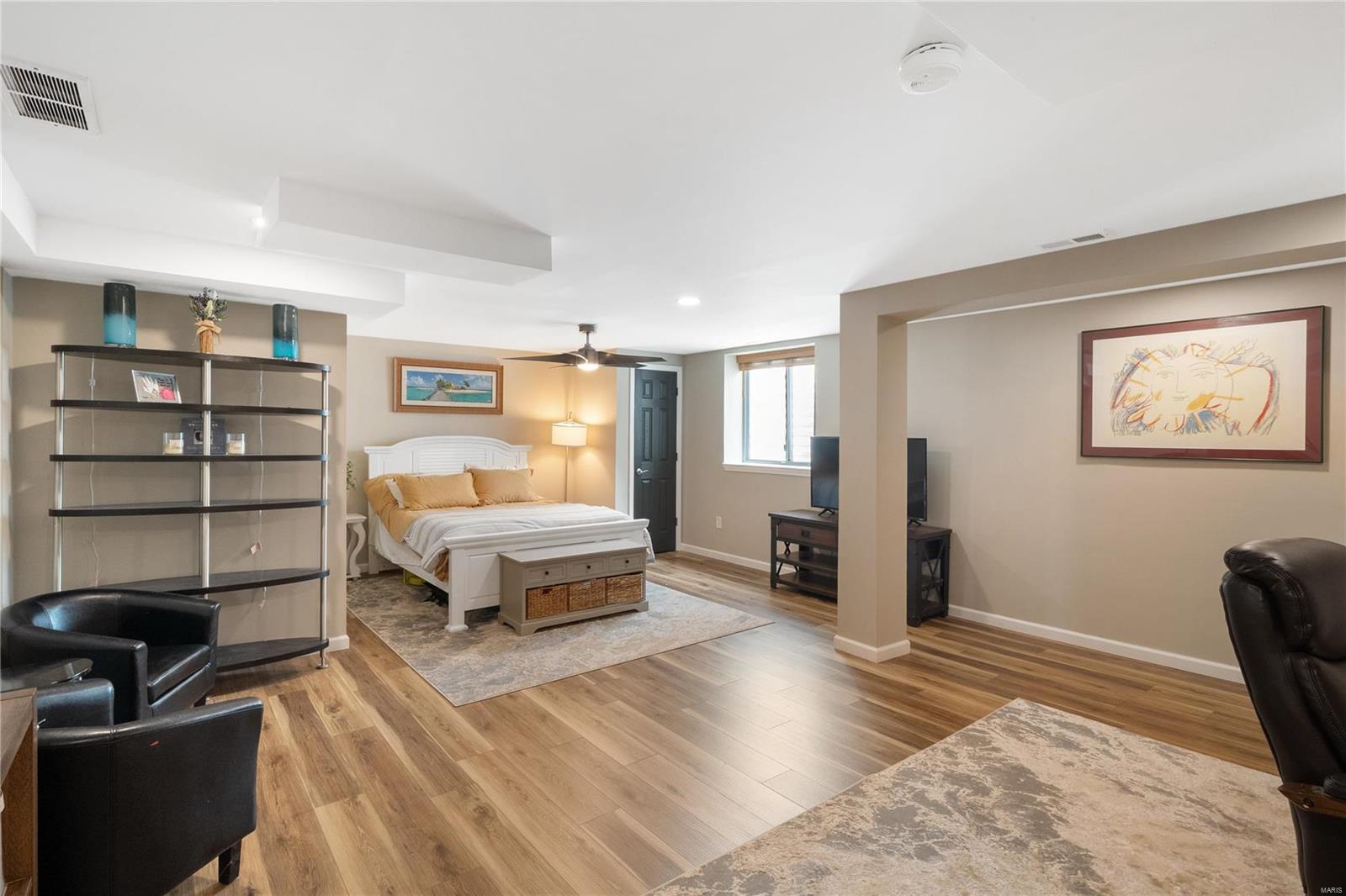 Manors Of Town & Country Bristol Manor - Residential