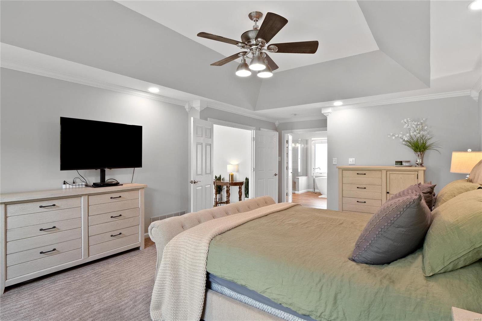 Manors Of Town & Country Bristol Manor - Residential