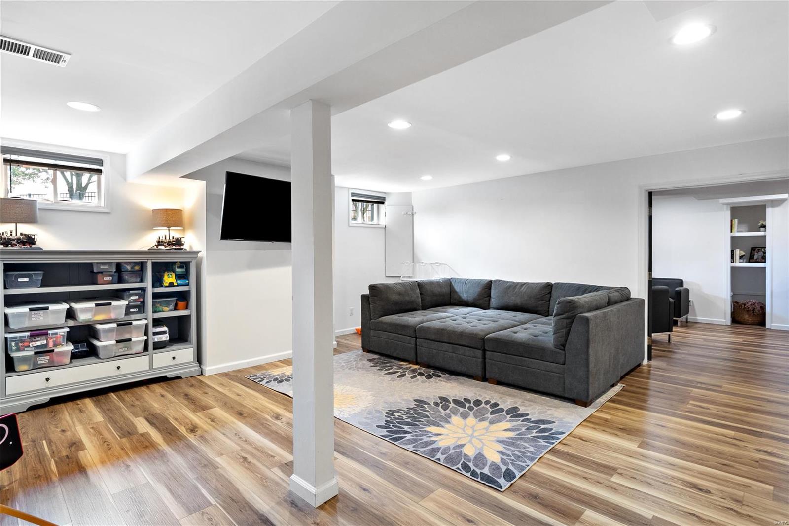 Manors Of Town & Country Bristol Manor - Residential