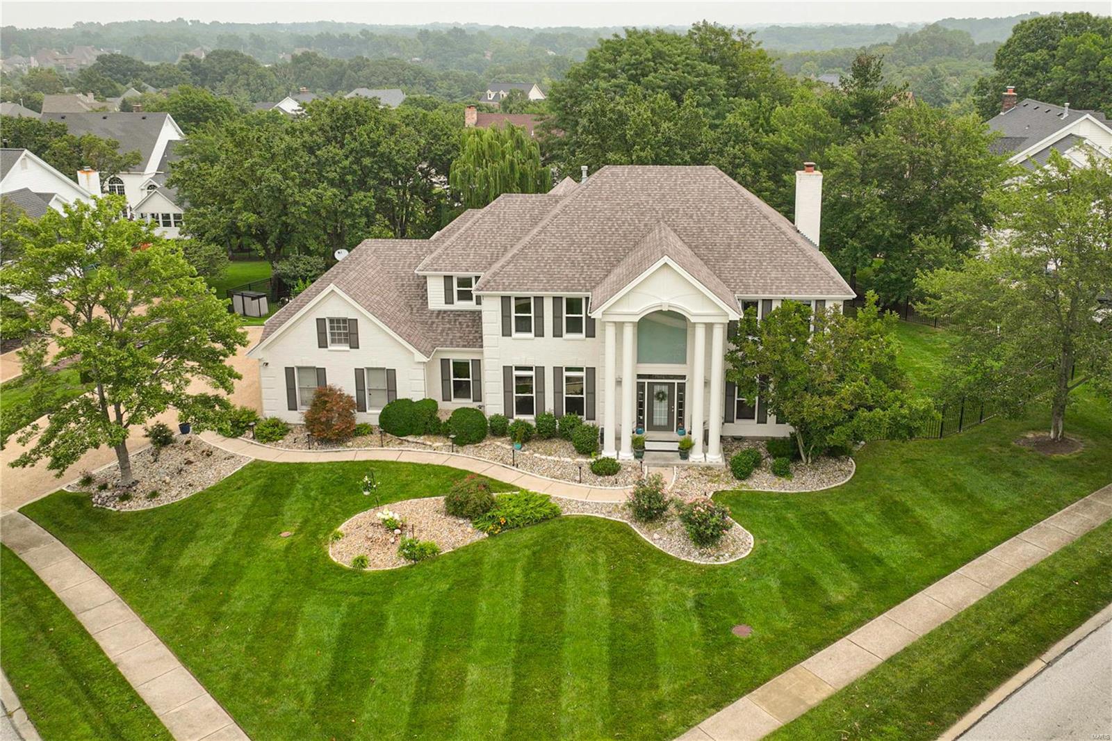 Manors Of Town & Country Bristol Manor - Residential