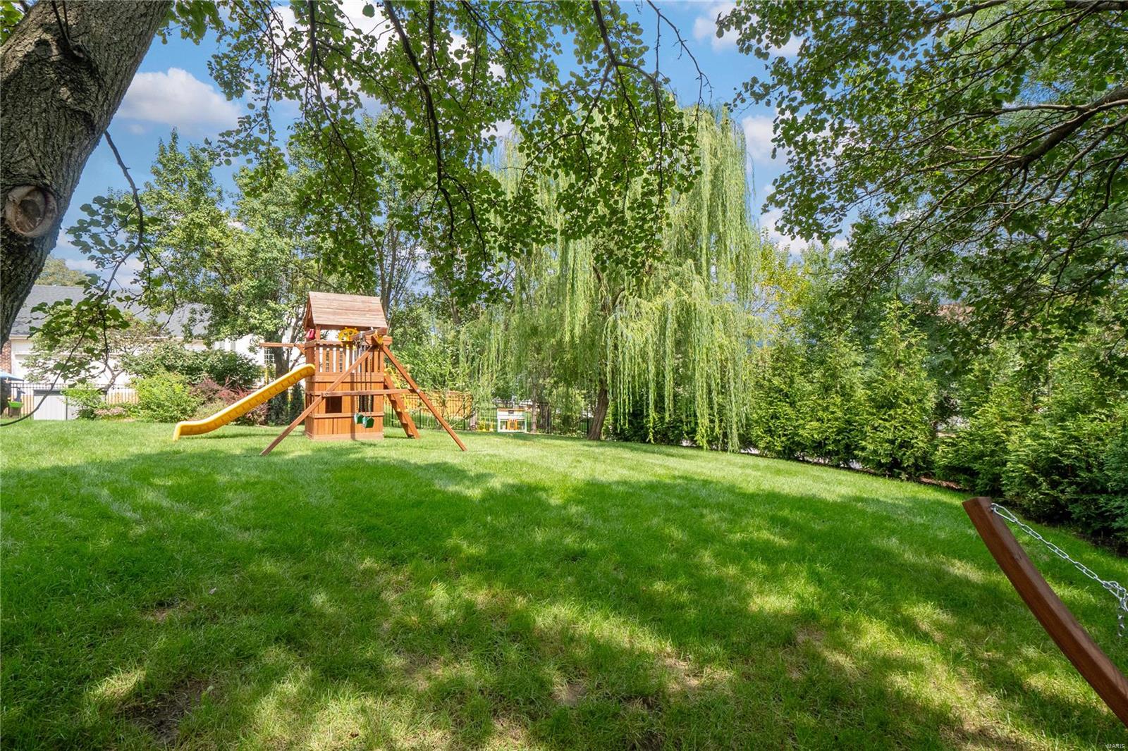 Manors Of Town & Country Bristol Manor - Residential