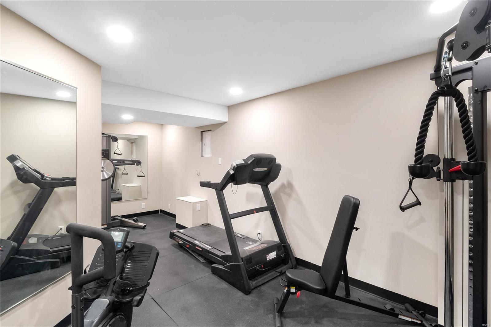 Manors Of Town & Country Bristol Manor - Residential