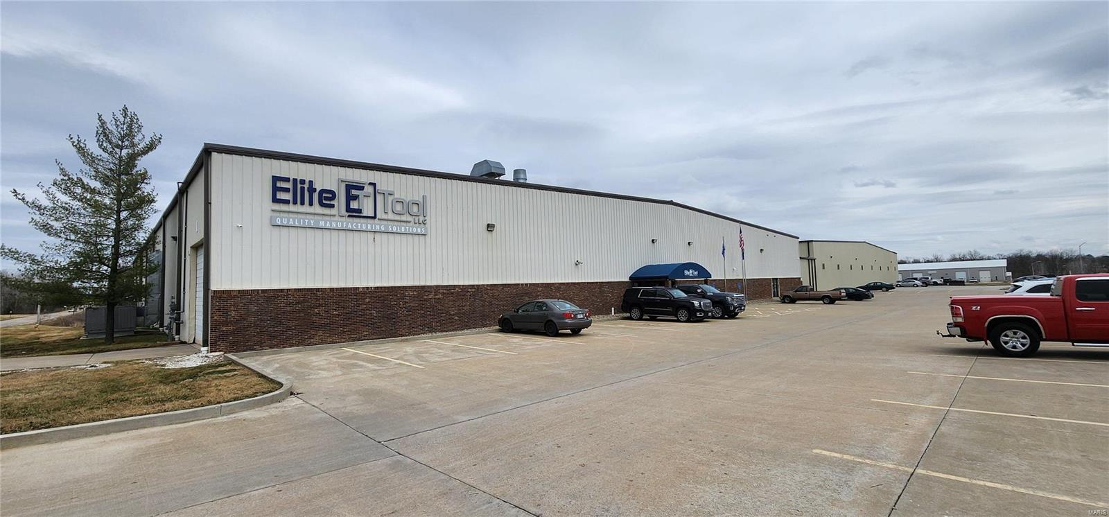 1011 Industrial Court