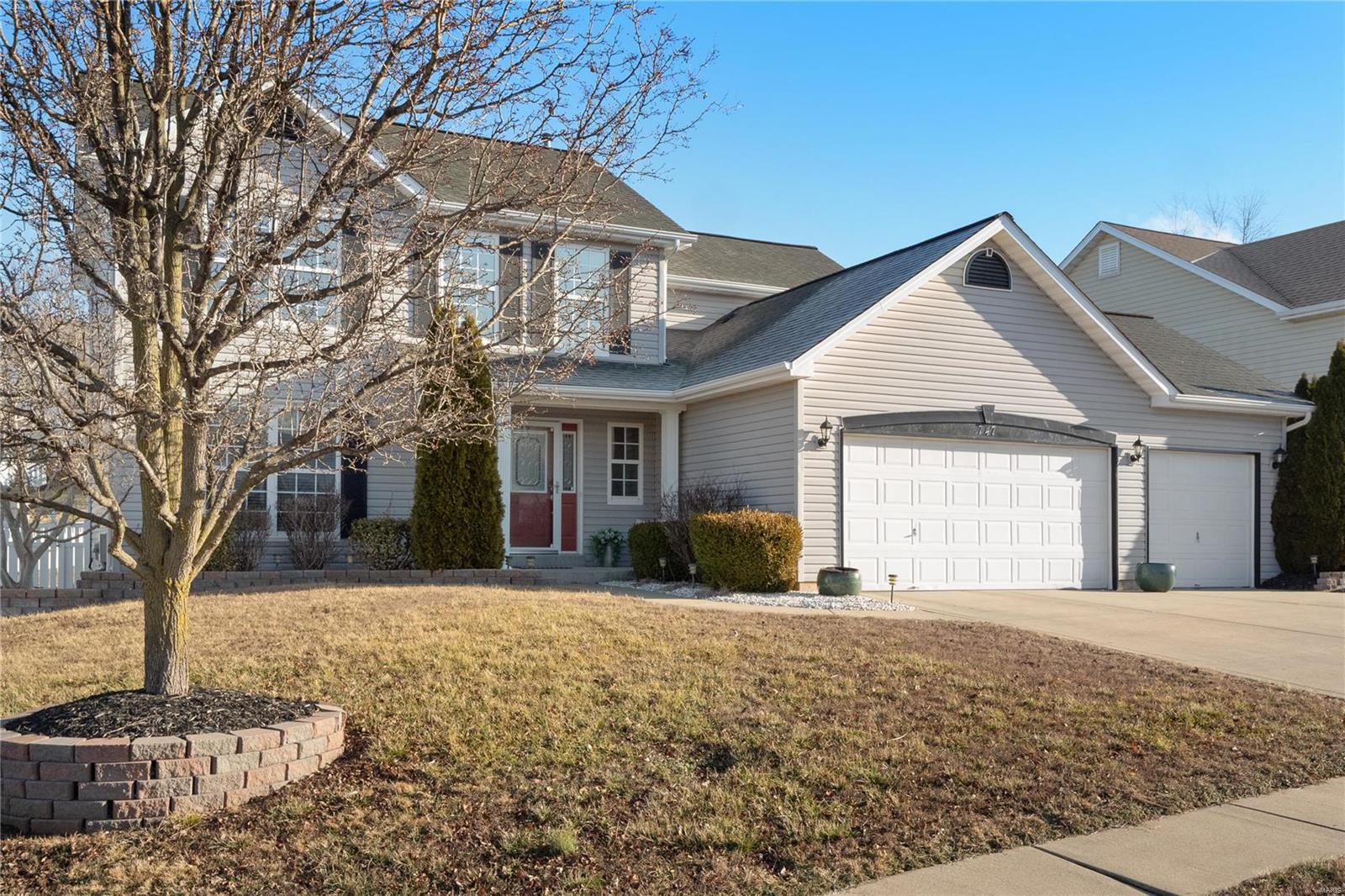 Vlgs At Walden Pond #1 - Residential