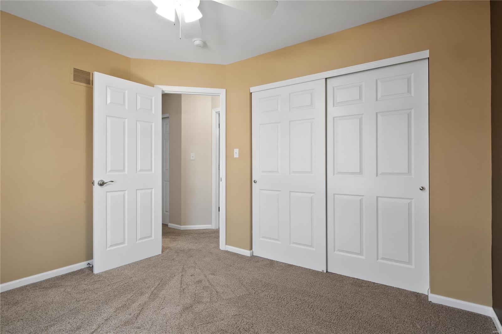 Vlgs At Walden Pond #1 - Residential