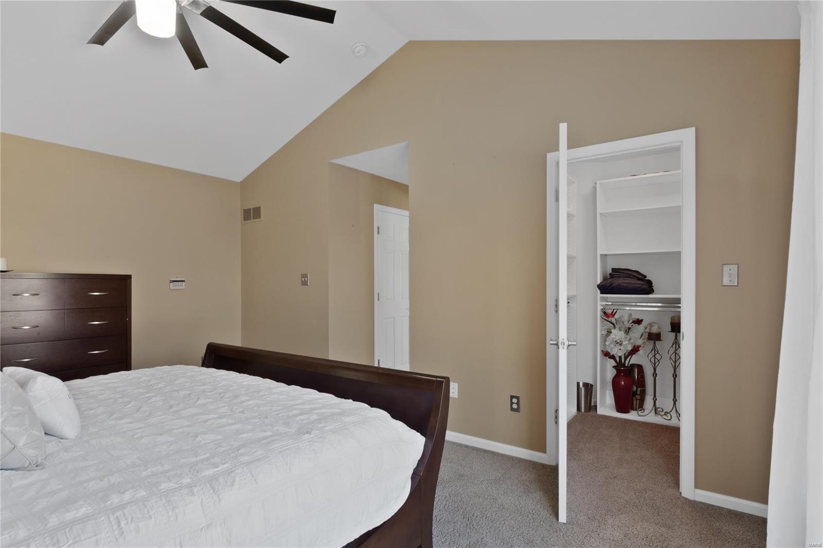 Vlgs At Walden Pond #1 - Residential