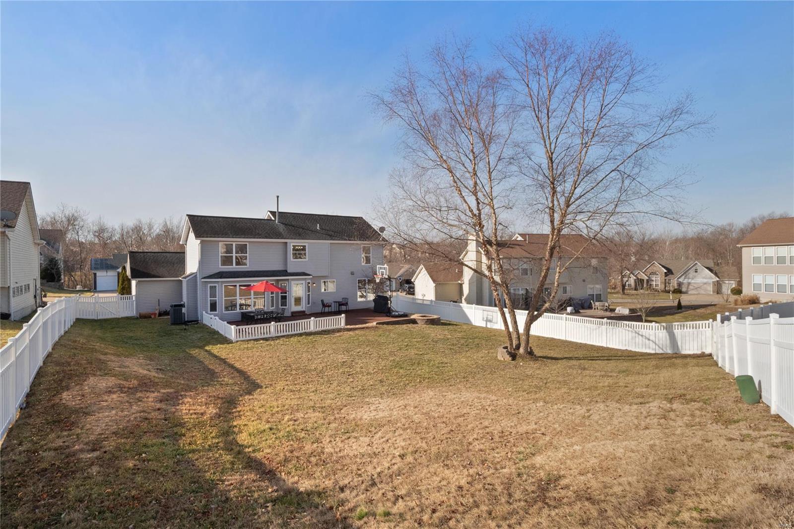 Vlgs At Walden Pond #1 - Residential