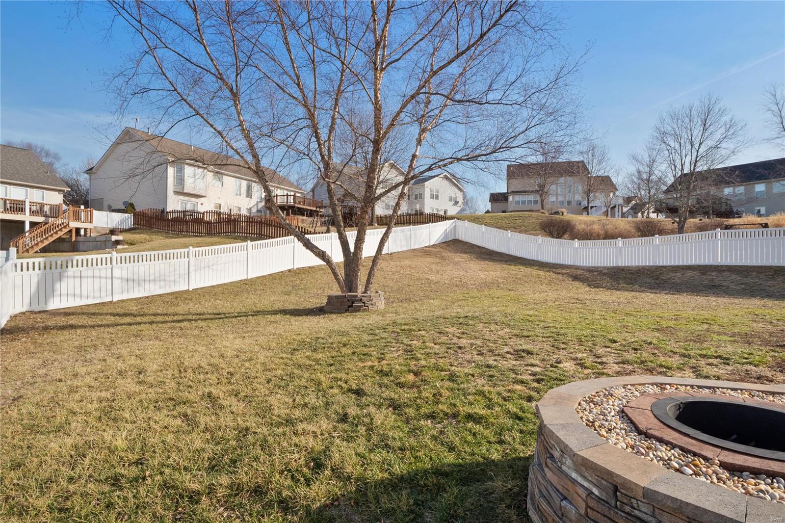 Vlgs At Walden Pond #1 - Residential