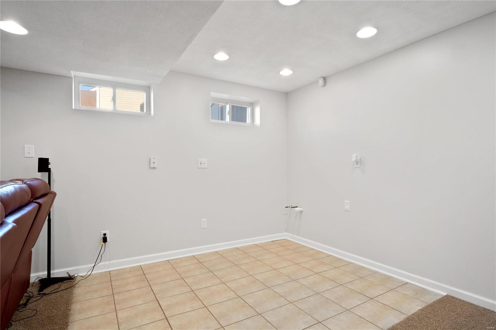 Vlgs At Walden Pond #1 - Residential