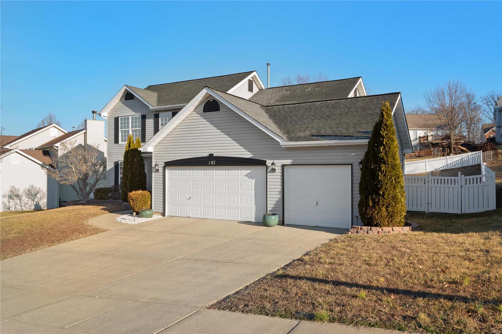 Vlgs At Walden Pond #1 - Residential