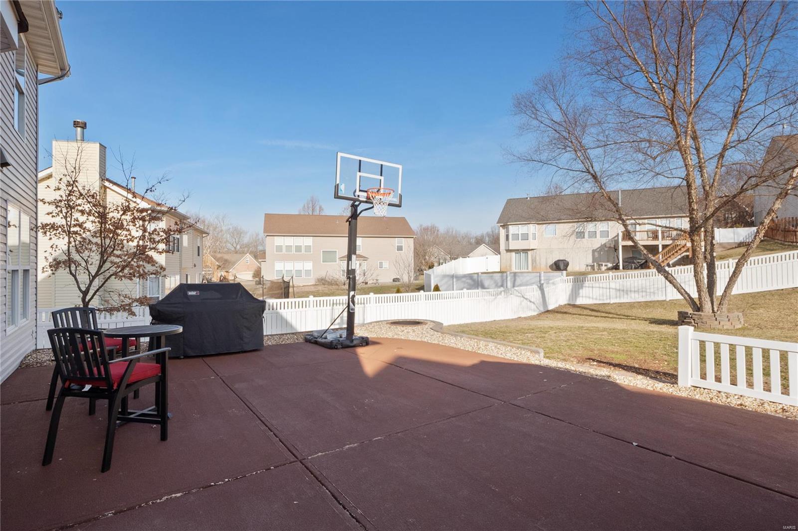 Vlgs At Walden Pond #1 - Residential