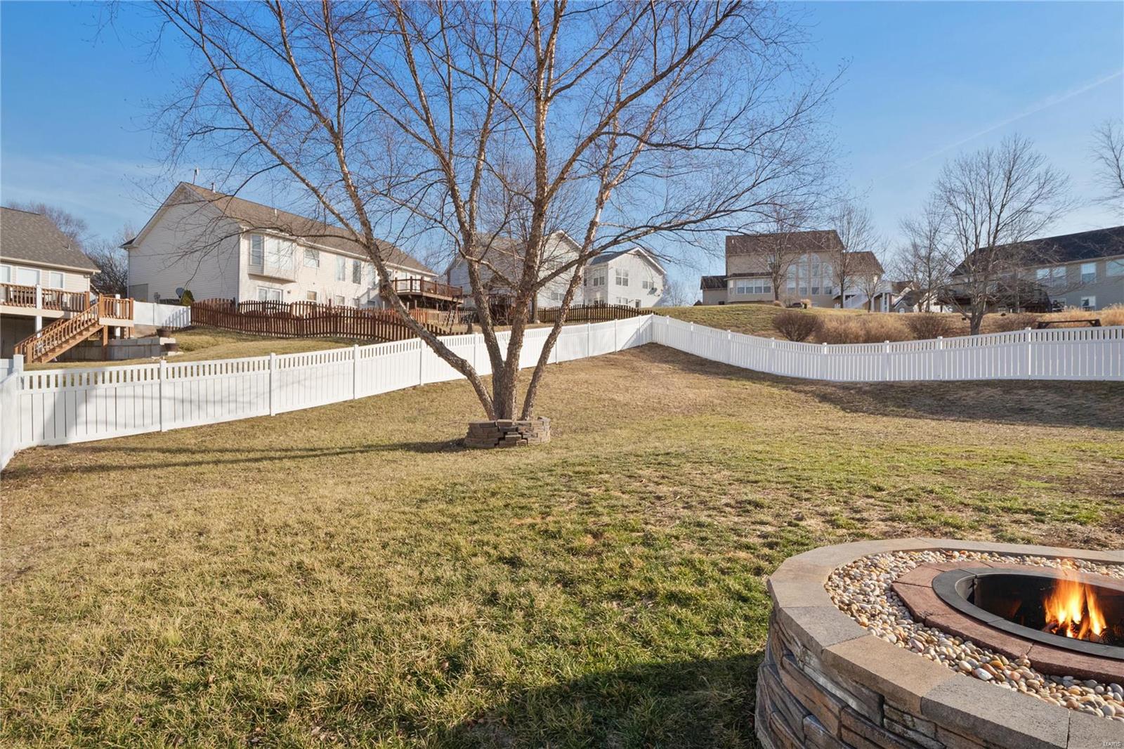 Vlgs At Walden Pond #1 - Residential