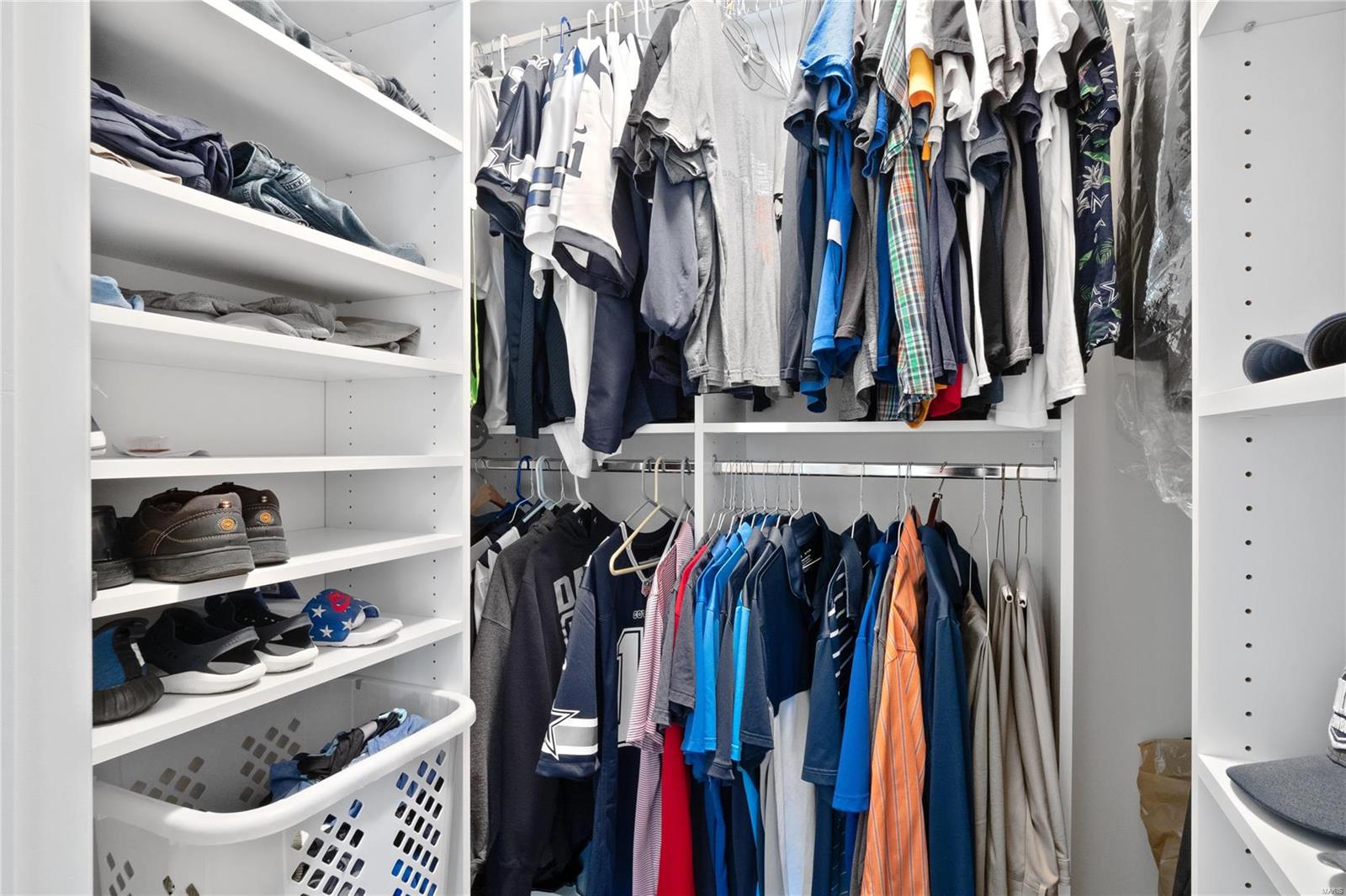 Vlgs At Walden Pond #1 - Residential