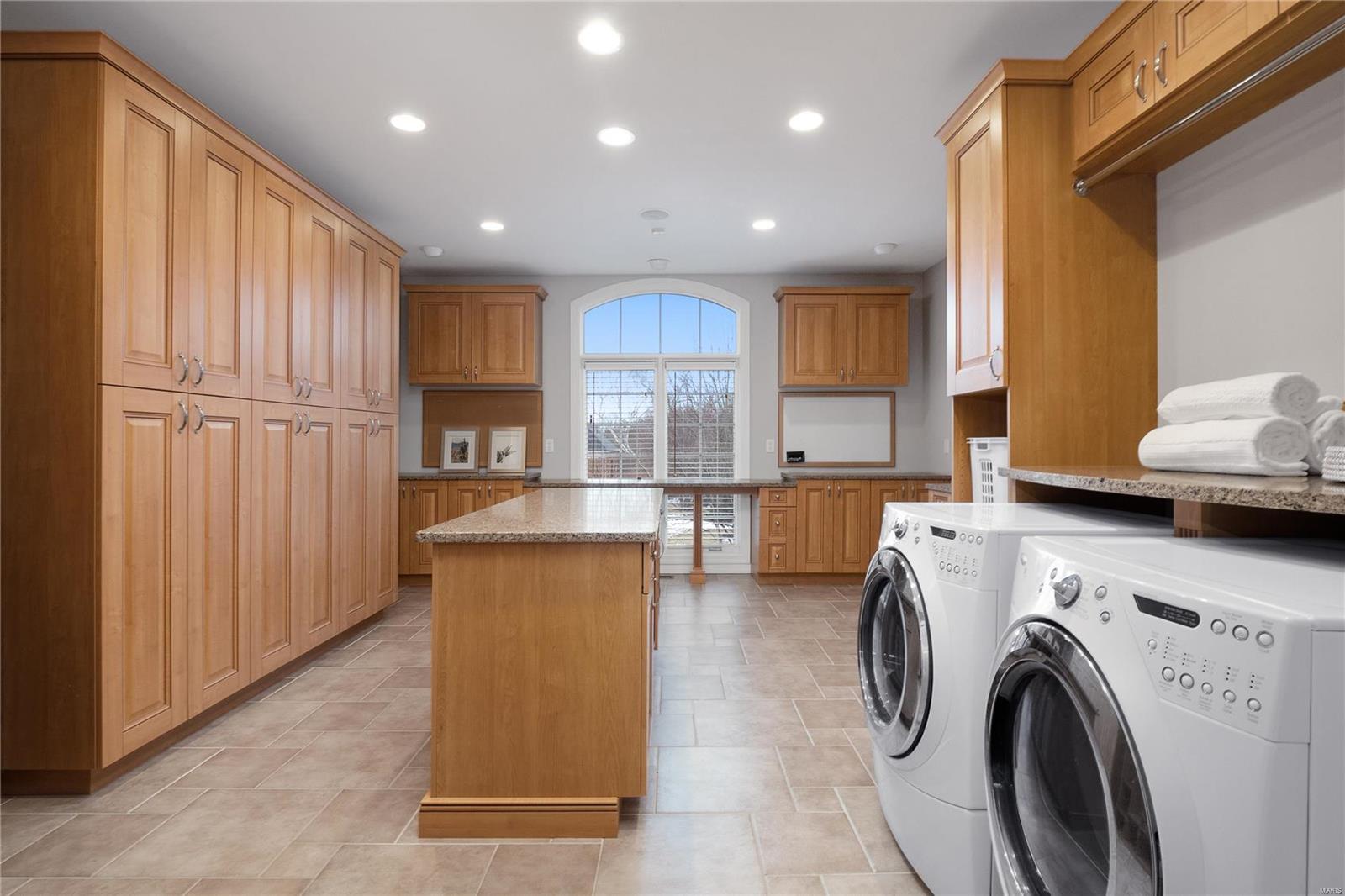 Hunters Pond - Residential