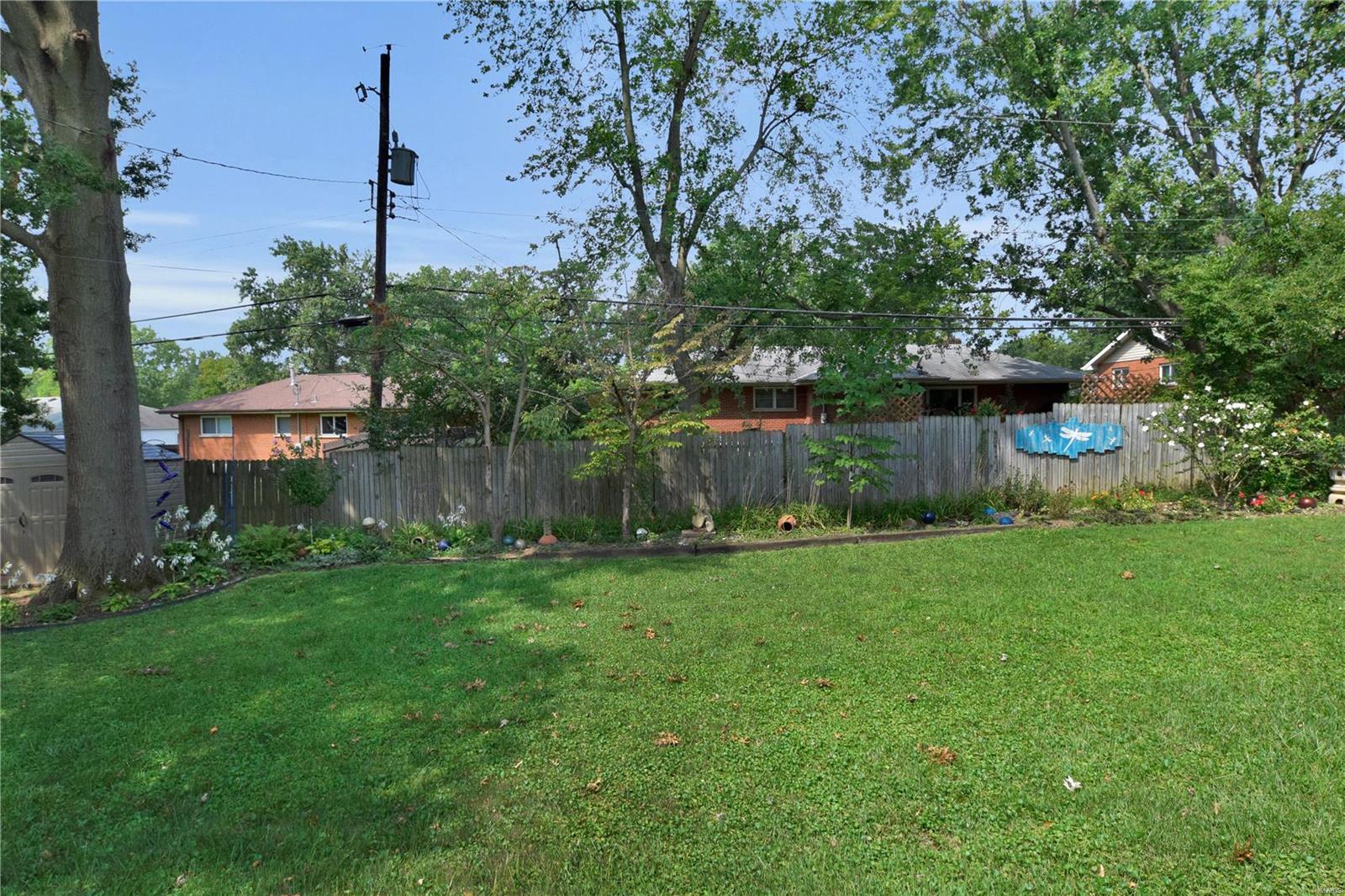 South Crestwood Gardens Add - Residential