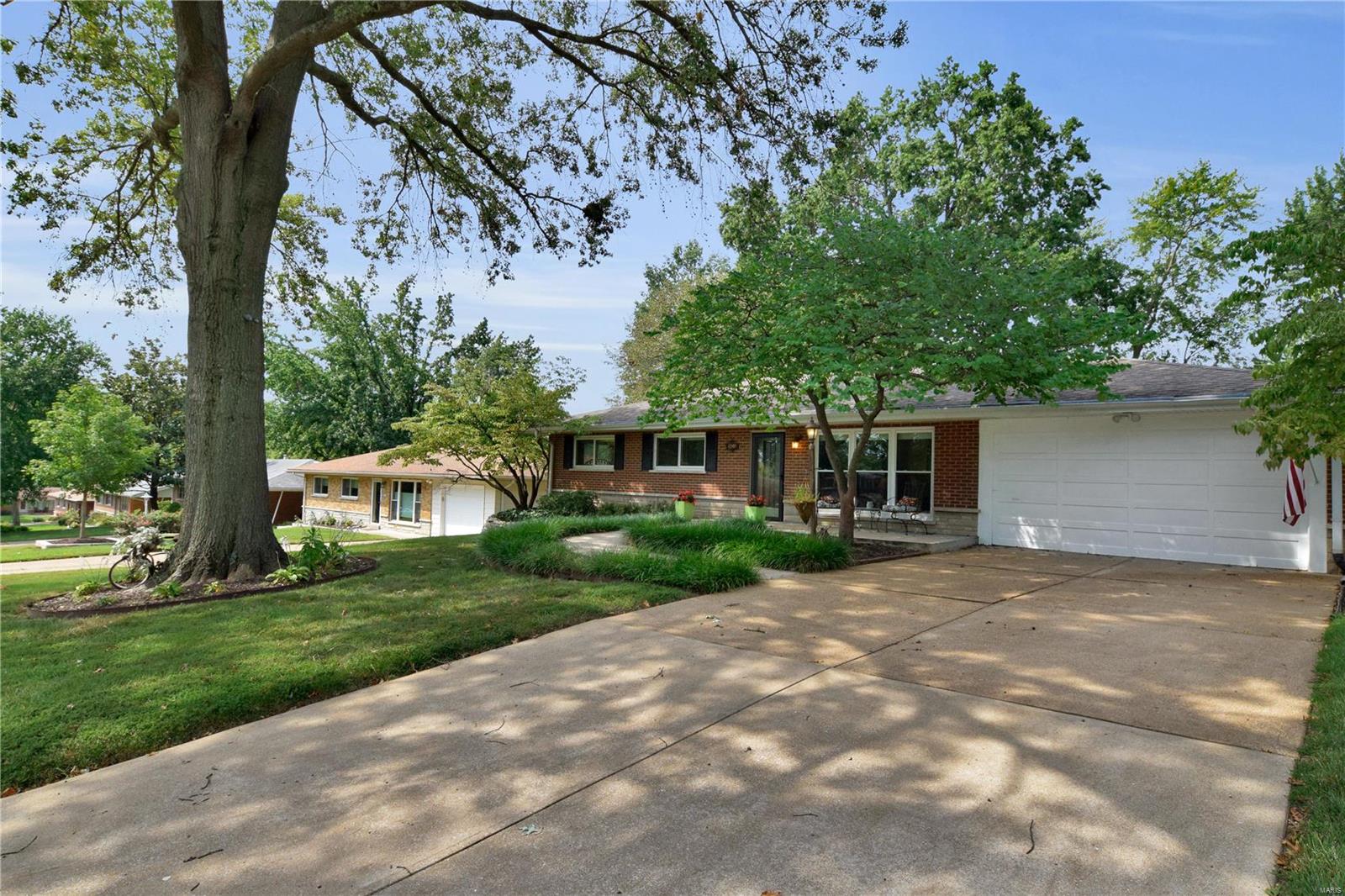 South Crestwood Gardens Add - Residential