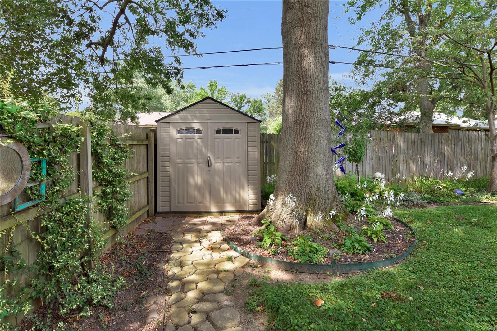 South Crestwood Gardens Add - Residential