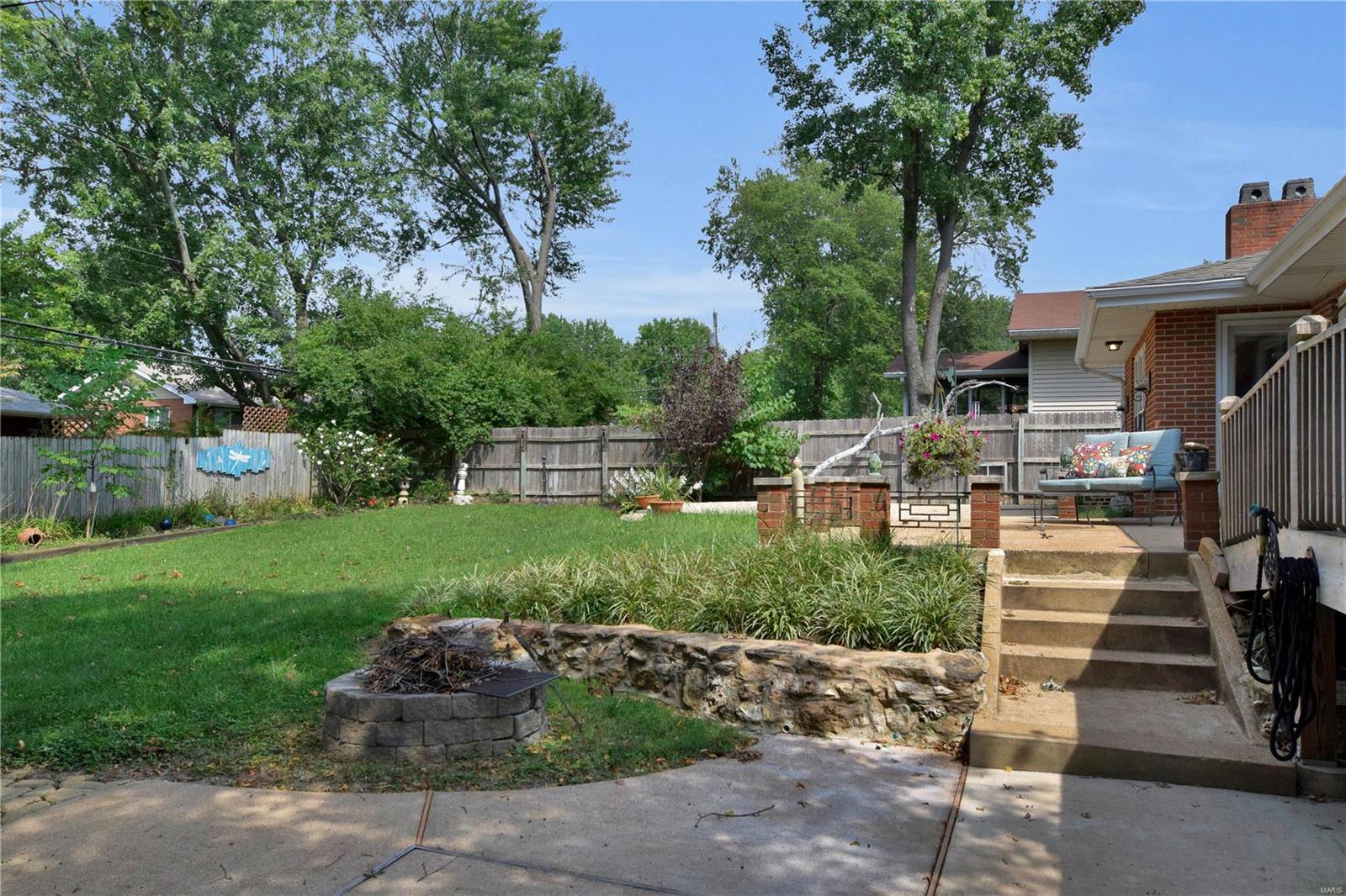 South Crestwood Gardens Add - Residential
