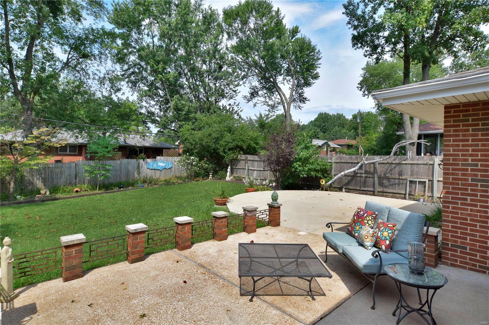 South Crestwood Gardens Add - Residential