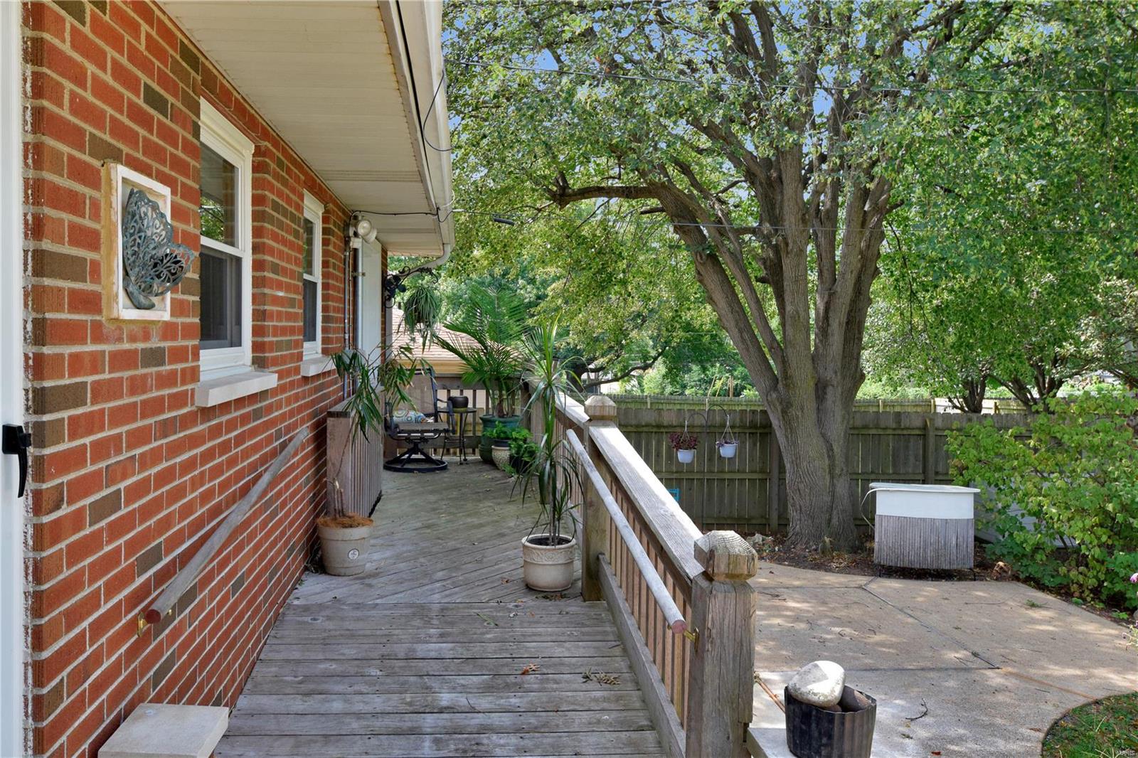South Crestwood Gardens Add - Residential
