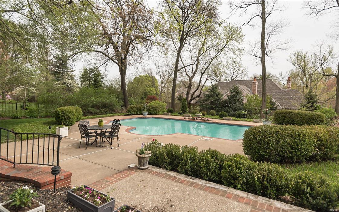 Greenbriar Drive - Residential