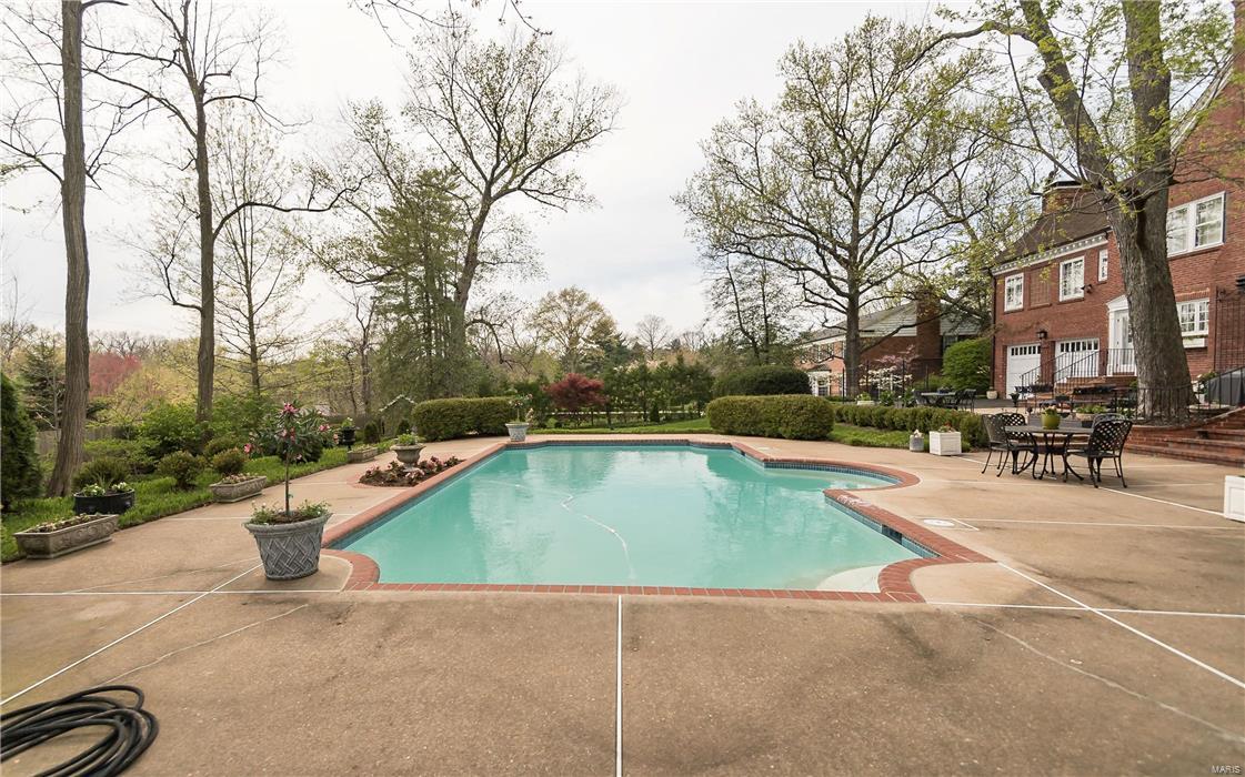 Greenbriar Drive - Residential