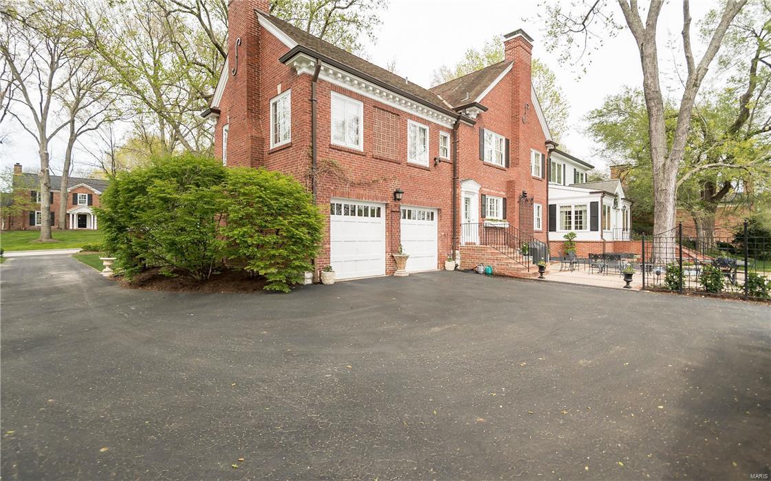 Greenbriar Drive - Residential