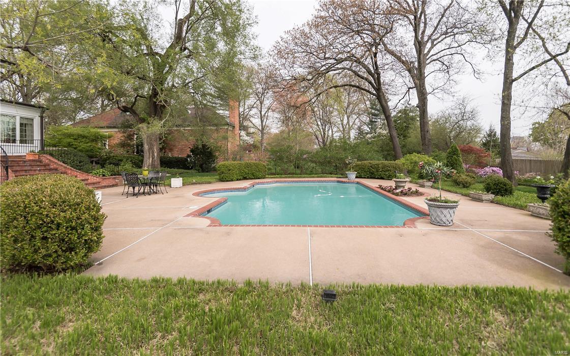 Greenbriar Drive - Residential