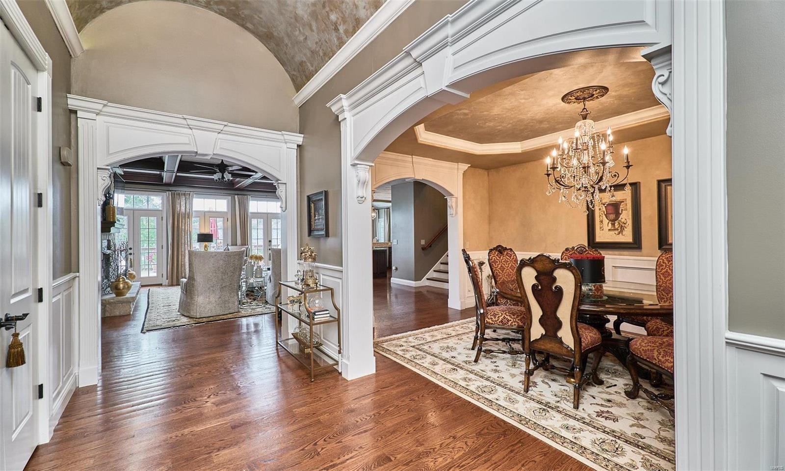 Ladue Meadows - Residential