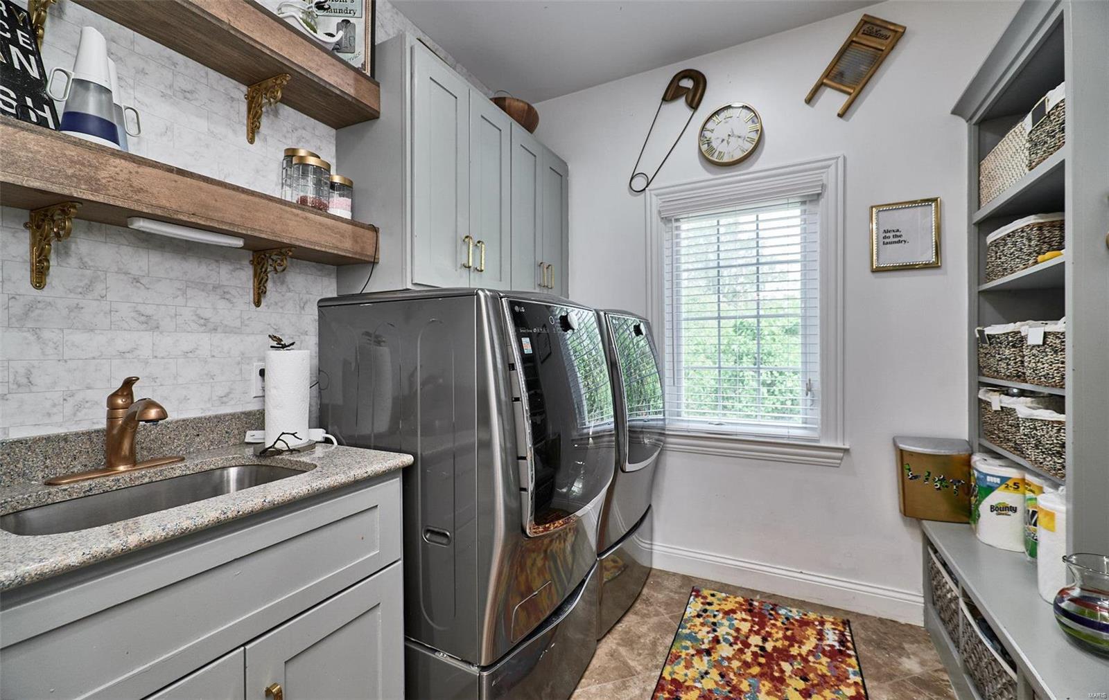 Ladue Meadows - Residential