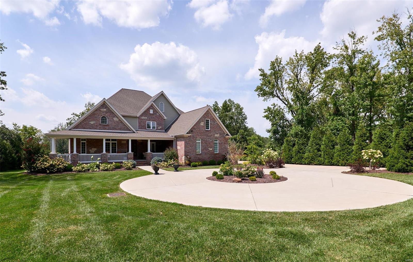 Ladue Meadows - Residential