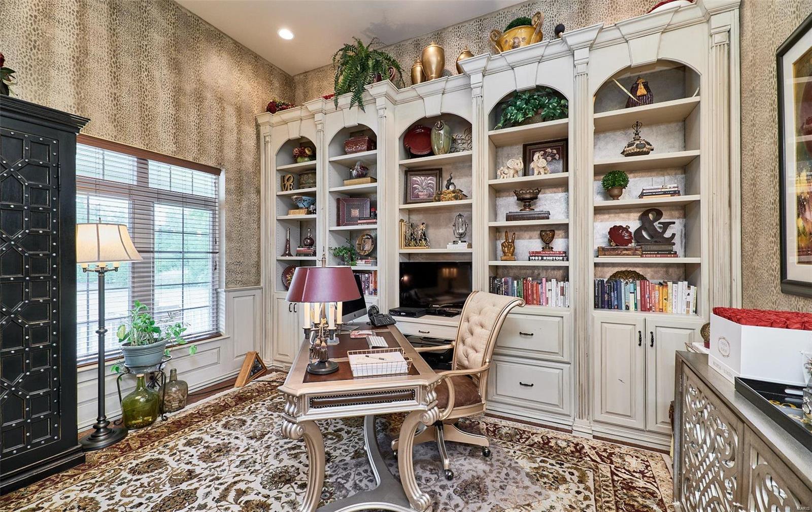 Ladue Meadows - Residential