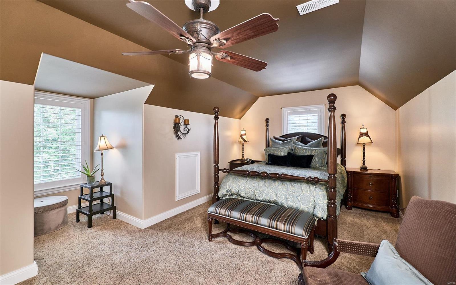 Ladue Meadows - Residential