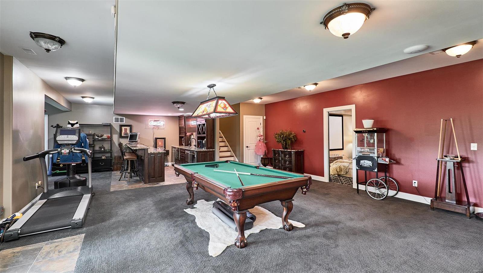 Ladue Meadows - Residential