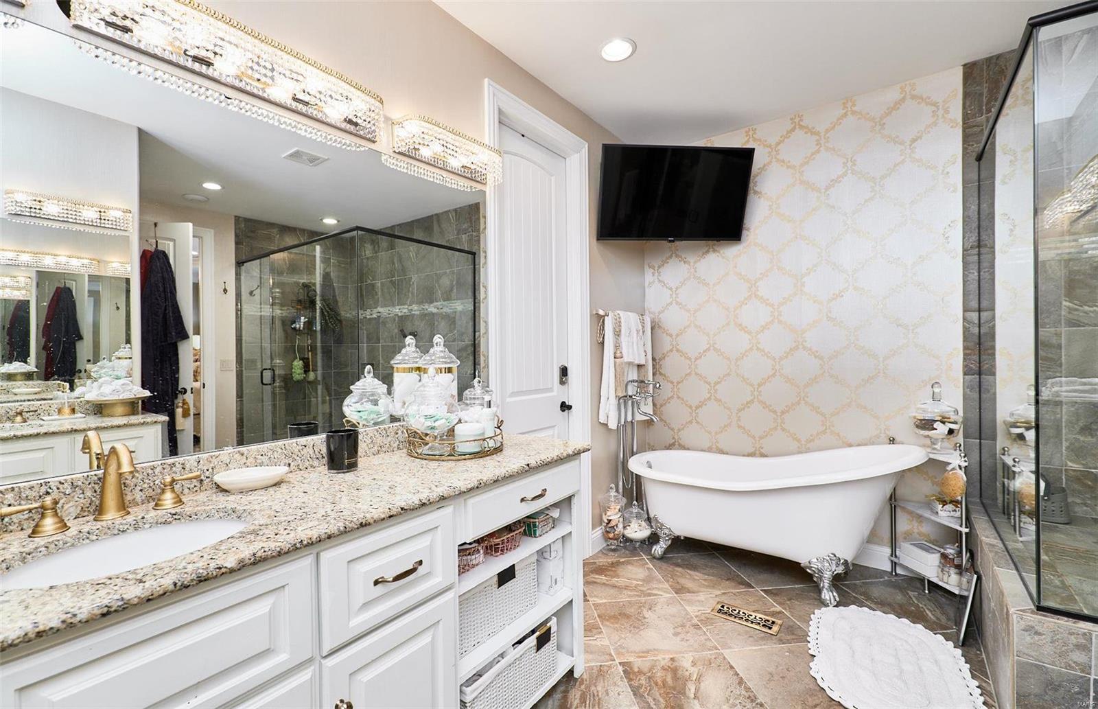 Ladue Meadows - Residential