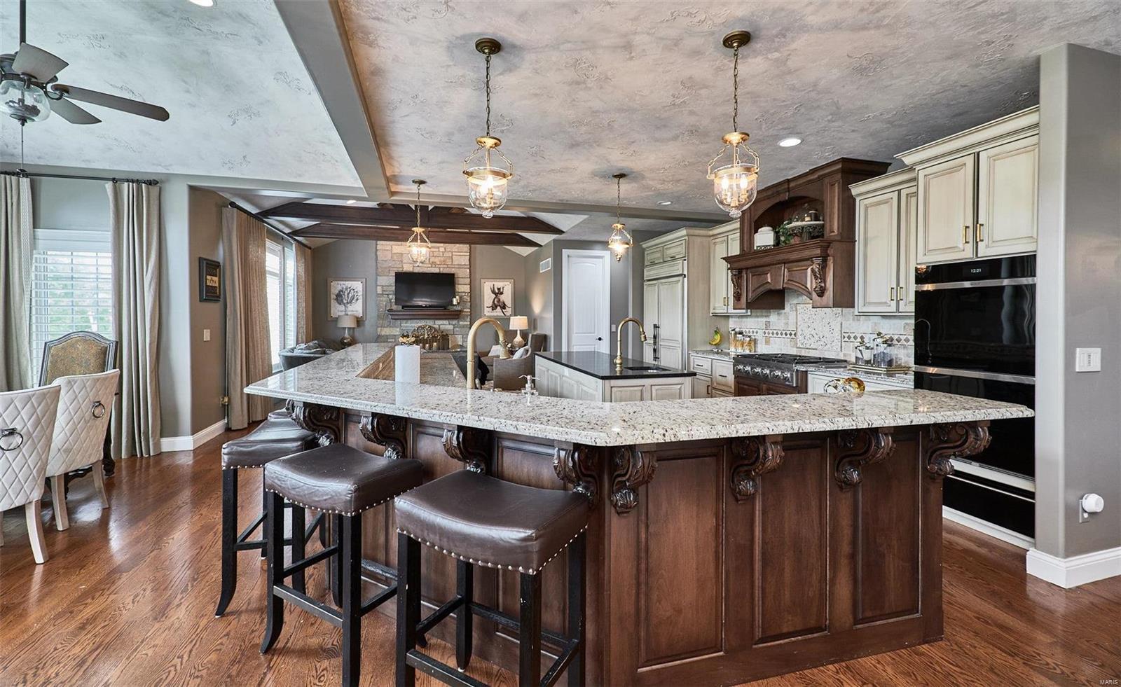 Ladue Meadows - Residential