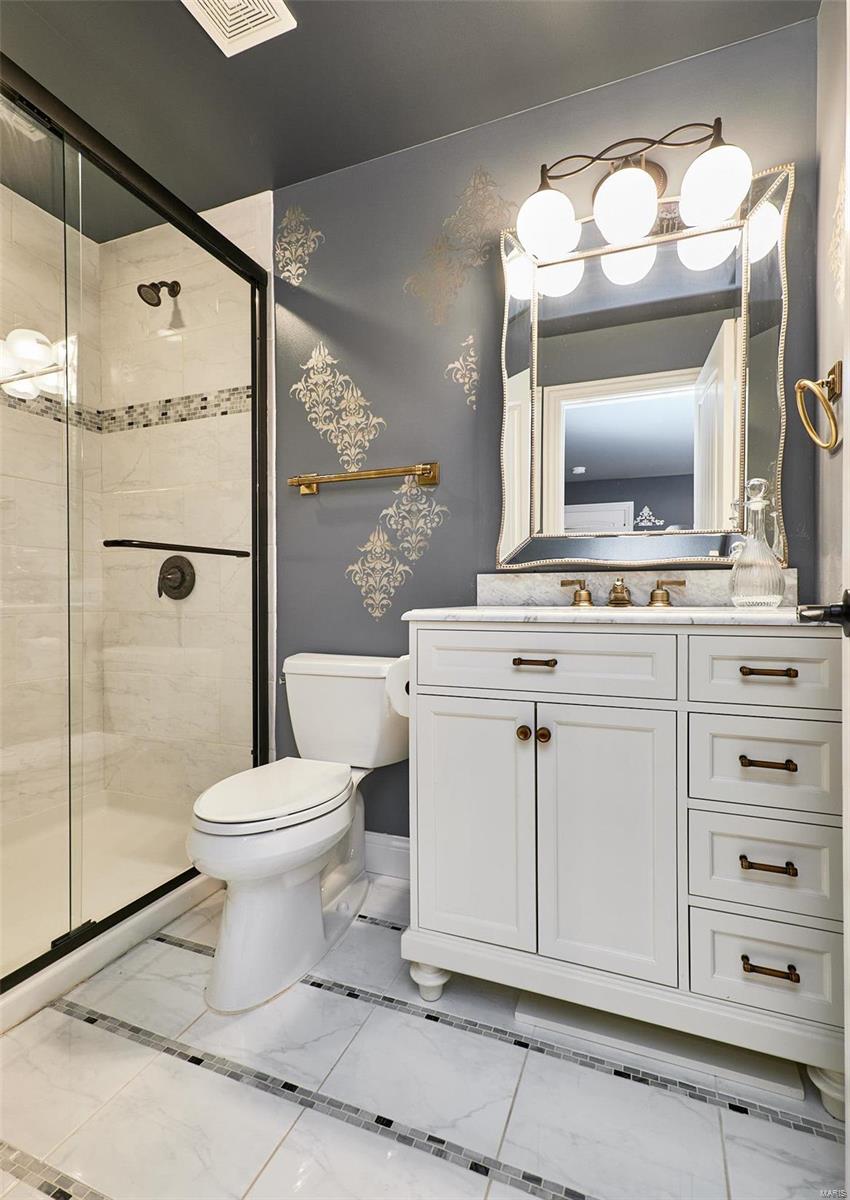 Ladue Meadows - Residential