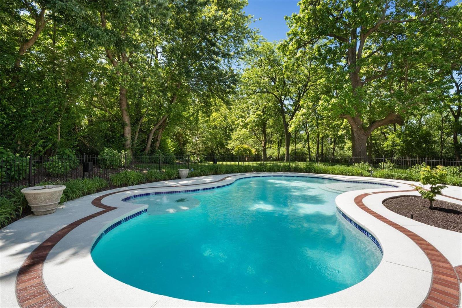 Windmoor Place 2 - Residential