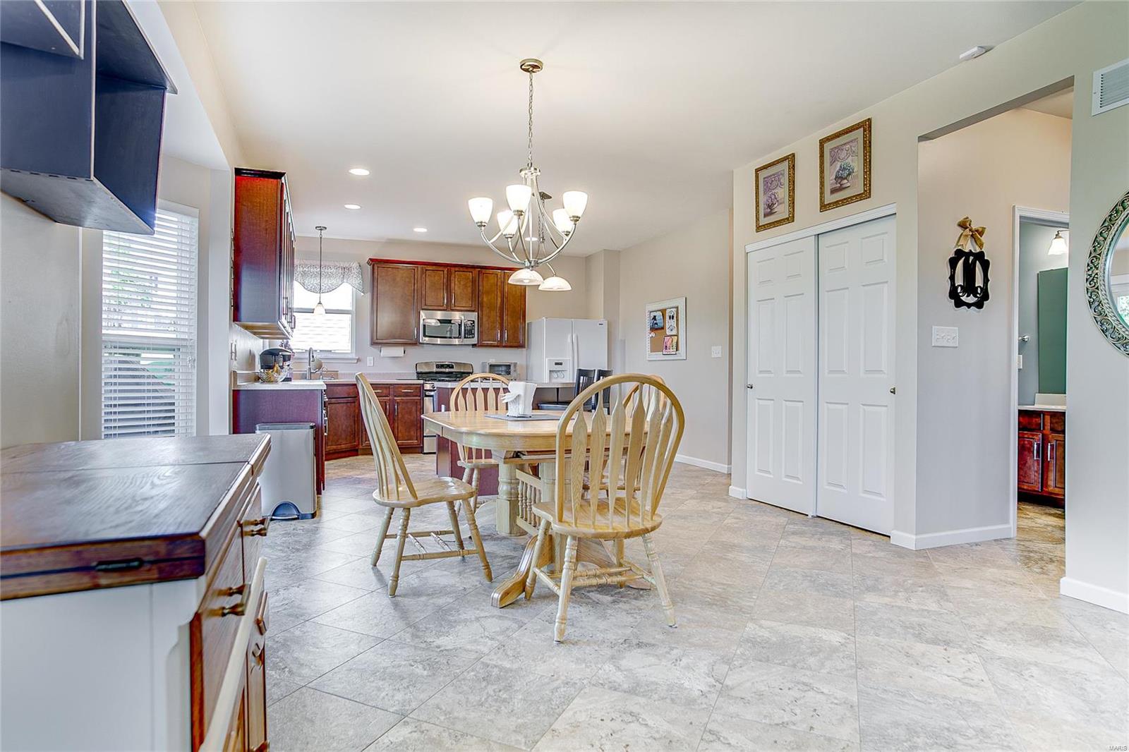 Kingsridge Estates Five - Residential