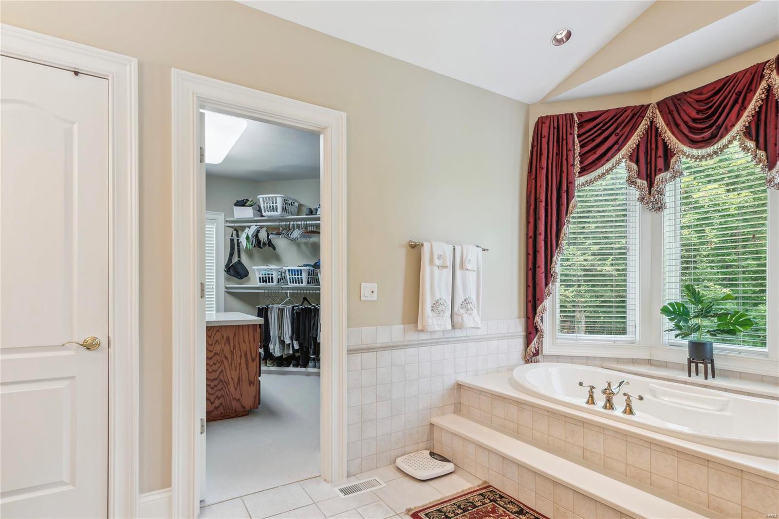 Deep Forest - Residential